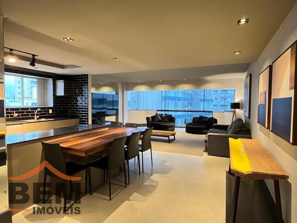 Apartamento para Locação com 2 quartos e 85m² no bairro Barra Sul, em Balneário Camboriú: 03- COZINHA