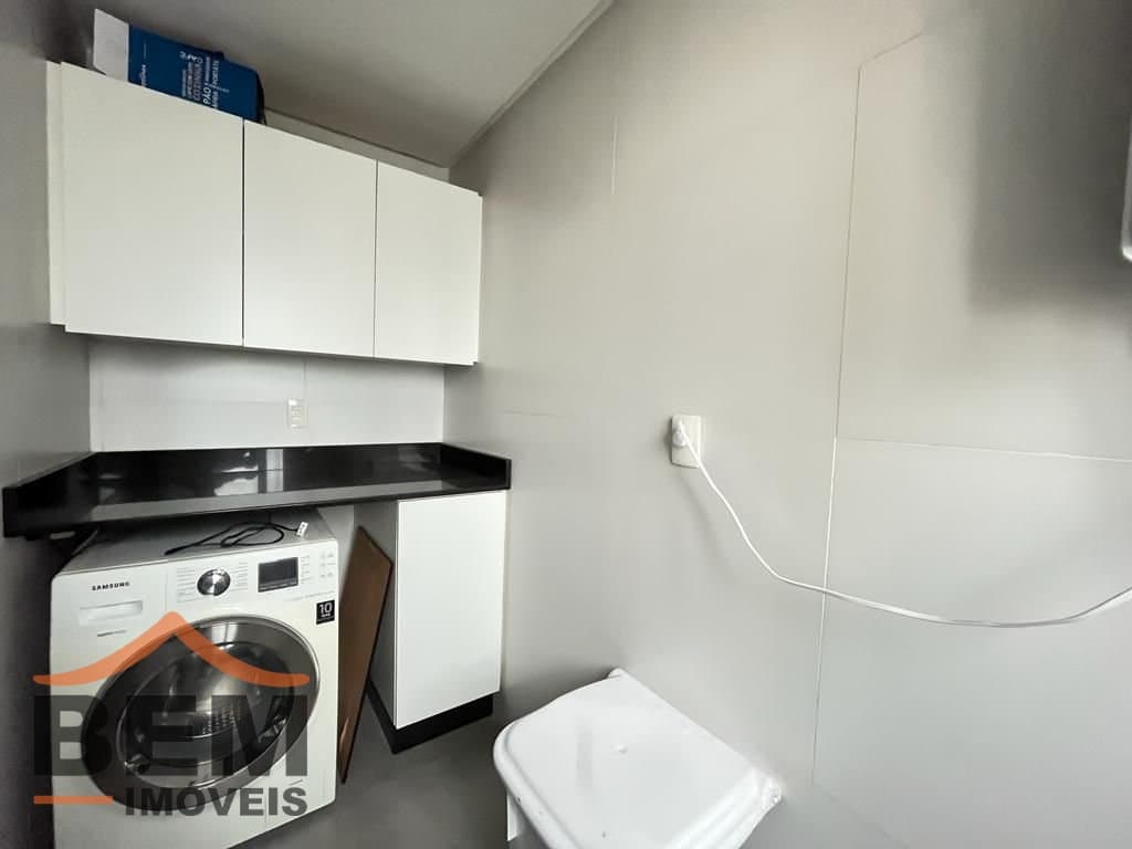 Apartamento para Locação com 2 quartos e 85m² no bairro Barra Sul, em Balneário Camboriú: 06- LAVANDERIA 