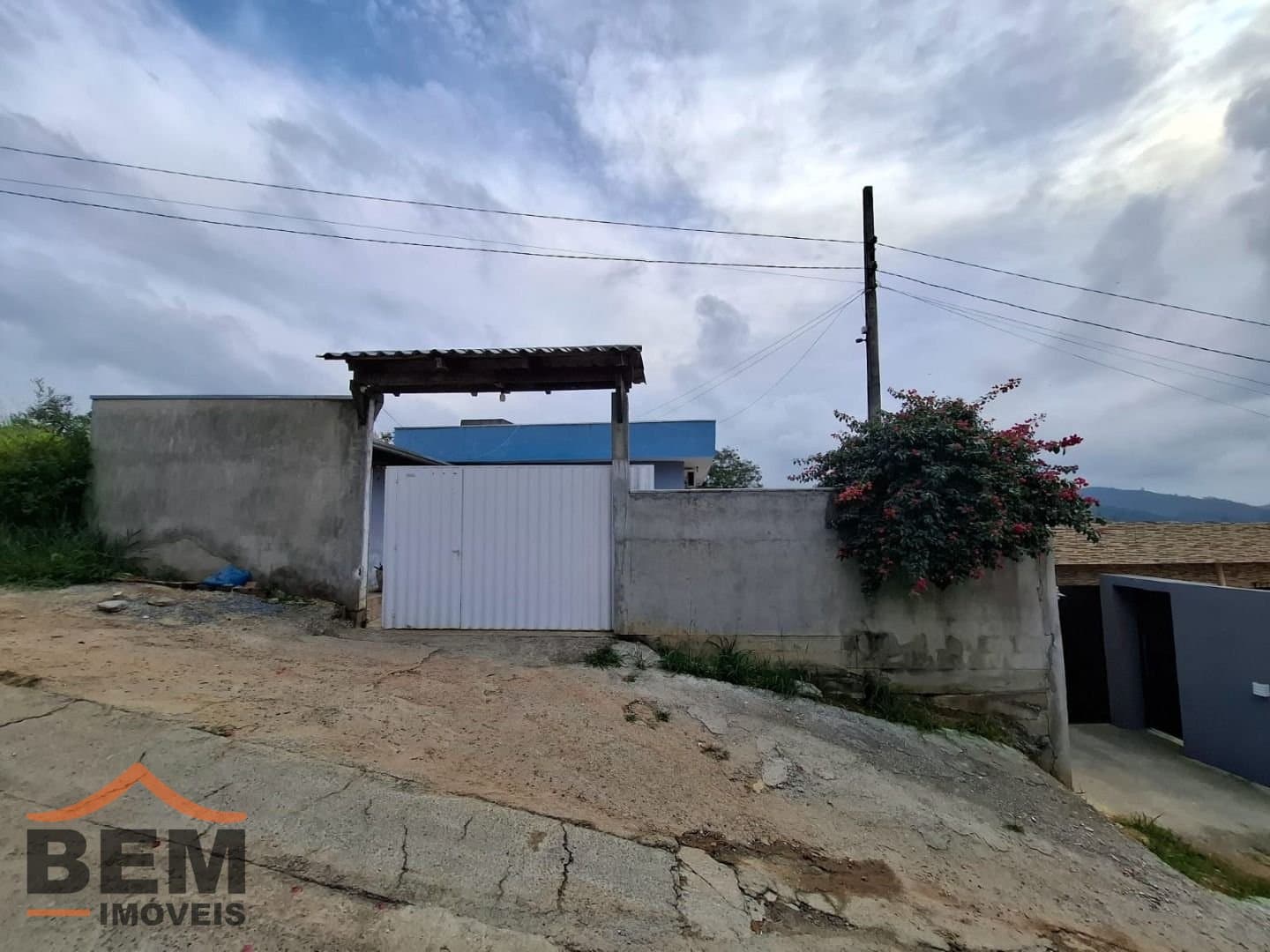 Casa para Venda com 3 quartos e 180m² no bairro Santa Regina, em Camboriú