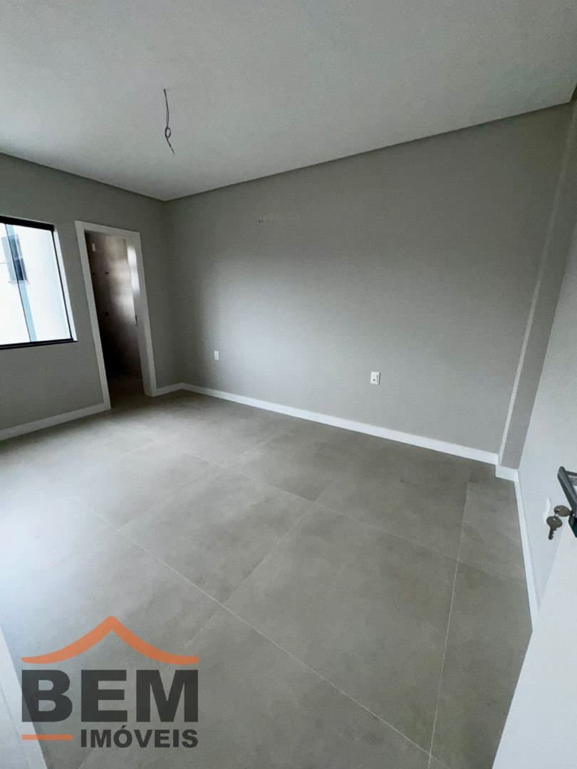 Apartamento para Venda com 2 quartos e 70m² no bairro Nações, em Balneário Camboriú