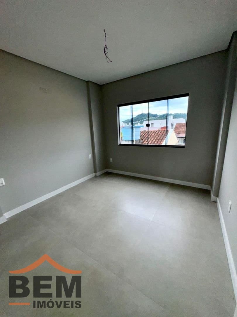 Apartamento para Venda com 2 quartos e 70m² no bairro Nações, em Balneário Camboriú