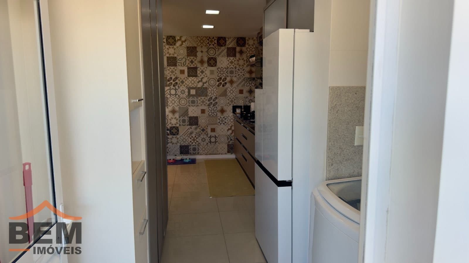 Apartamento para Venda com 3 quartos e 146m² no bairro Gravatá, em Navegantes