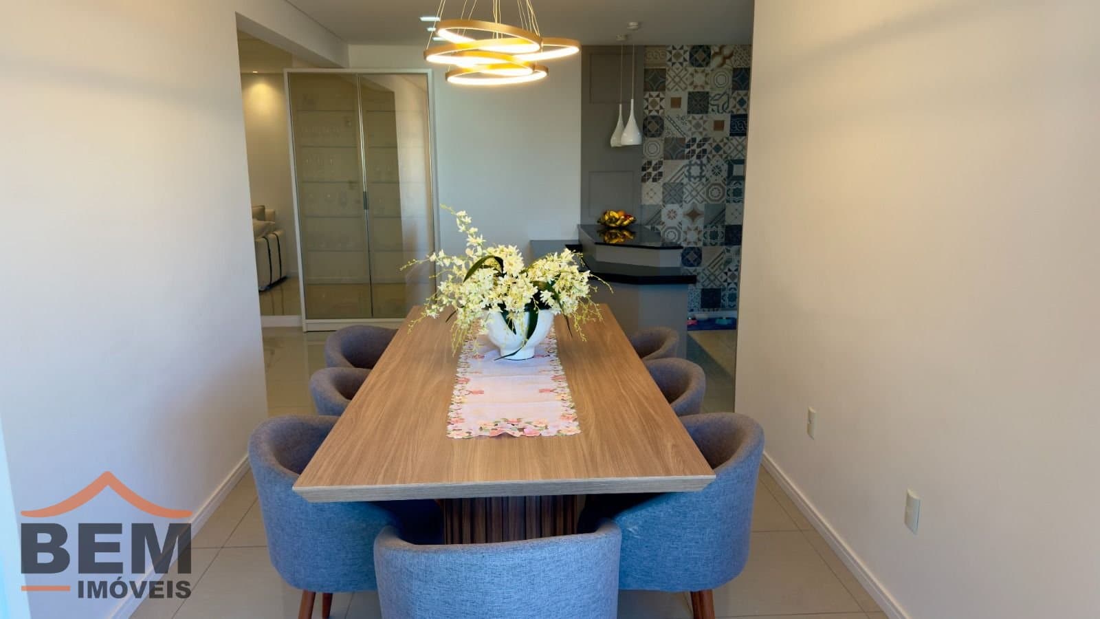 Apartamento para Venda com 3 quartos e 146m² no bairro Gravatá, em Navegantes