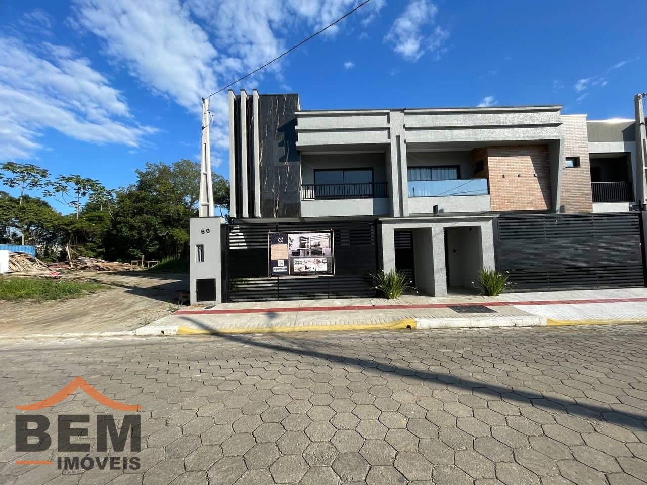 Casa para Venda com 3 quartos e 169m² no bairro Bairro Areias, em Camboriú