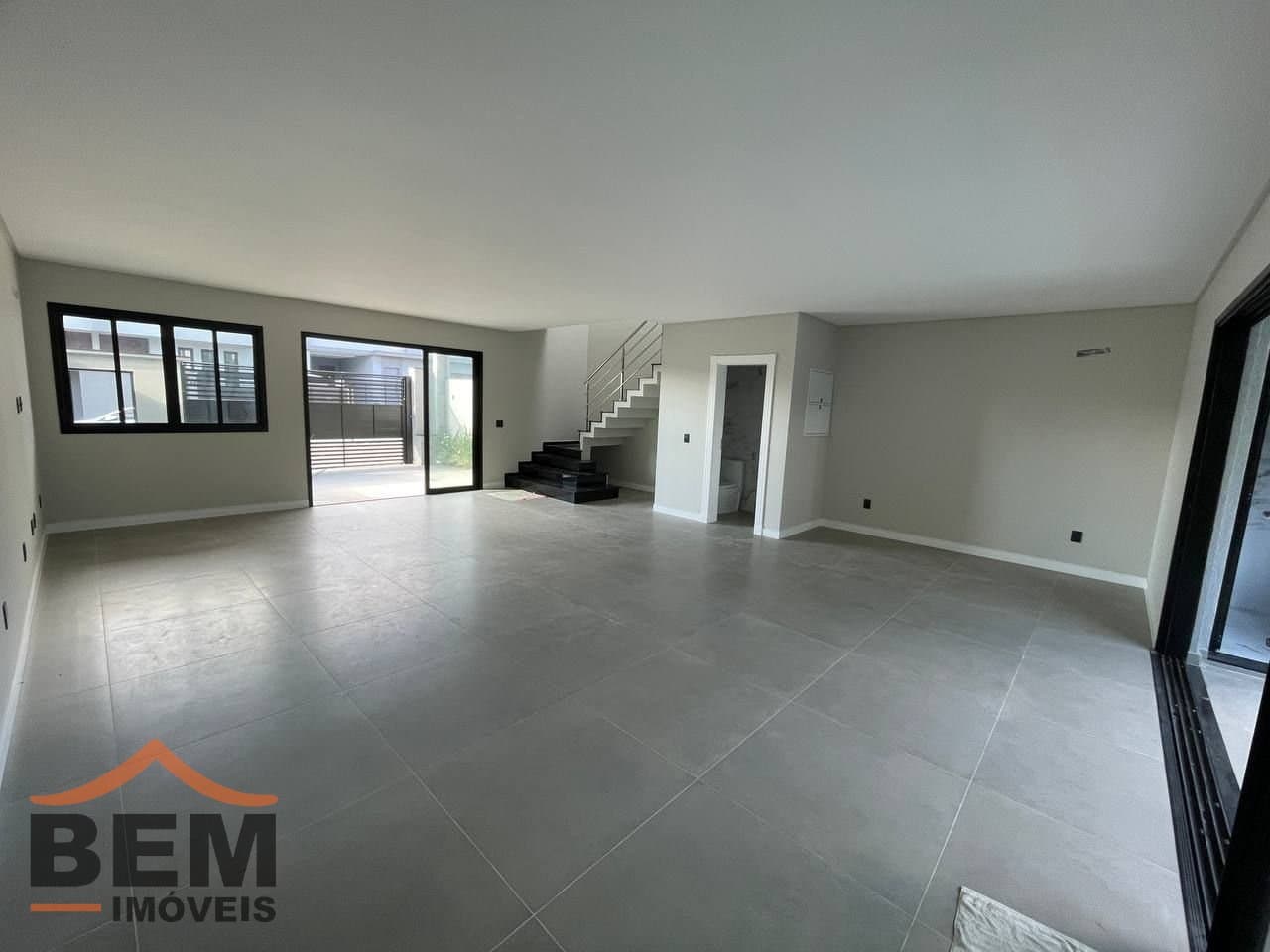 Casa para Venda com 3 quartos e 169m² no bairro Bairro Areias, em Camboriú