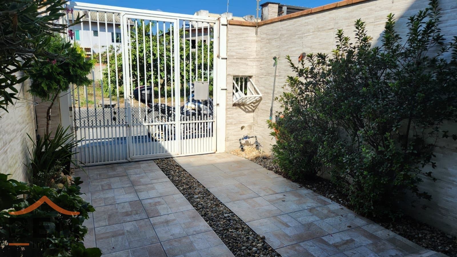 Casa para Venda com 2 quartos e 60m² no bairro Centro, em Camboriú