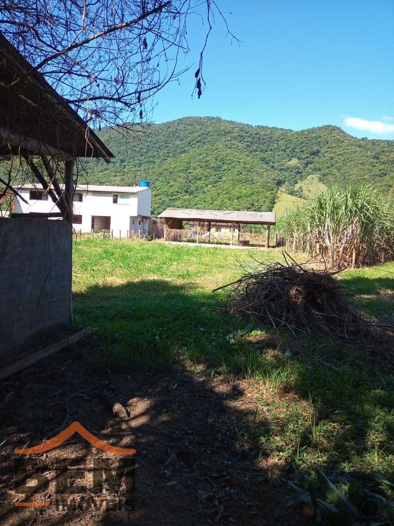Terreno para Venda no bairro Alameda das Pedras, em Camboriú