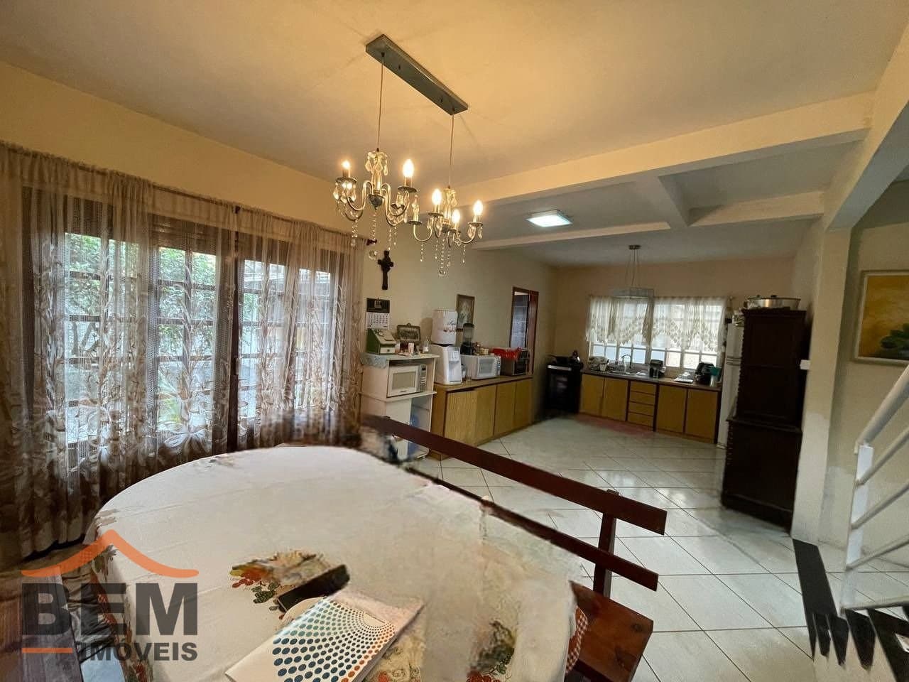 Casa para Venda com 2 quartos e 230m² no bairro Bairro Areias, em Camboriú