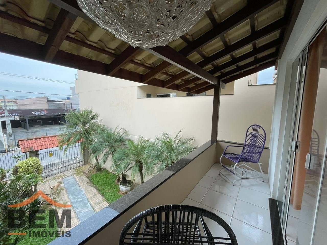 Casa para Venda com 2 quartos e 230m² no bairro Bairro Areias, em Camboriú
