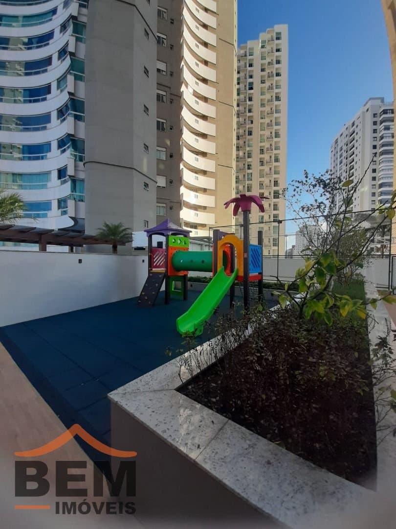 Apartamento para Venda com 3 quartos e 134m² no bairro Centro, em Itajaí