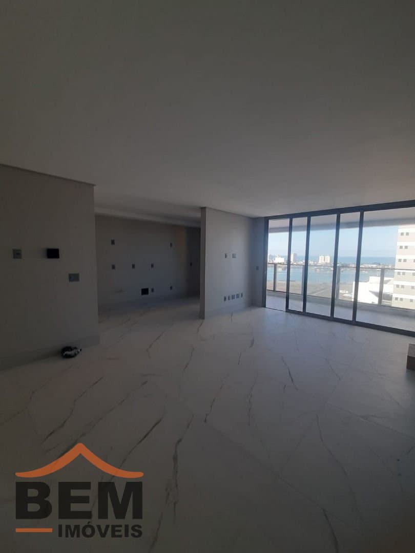 Apartamento para Venda com 3 quartos e 134m² no bairro Centro, em Itajaí