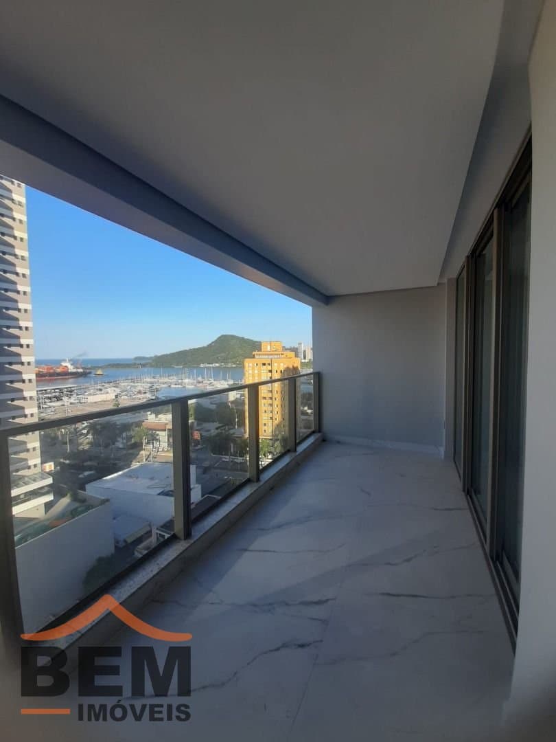 Apartamento para Venda com 3 quartos e 134m² no bairro Centro, em Itajaí