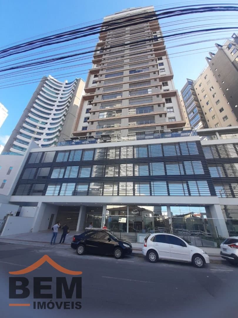 Apartamento para Venda com 3 quartos e 134m² no bairro Centro, em Itajaí