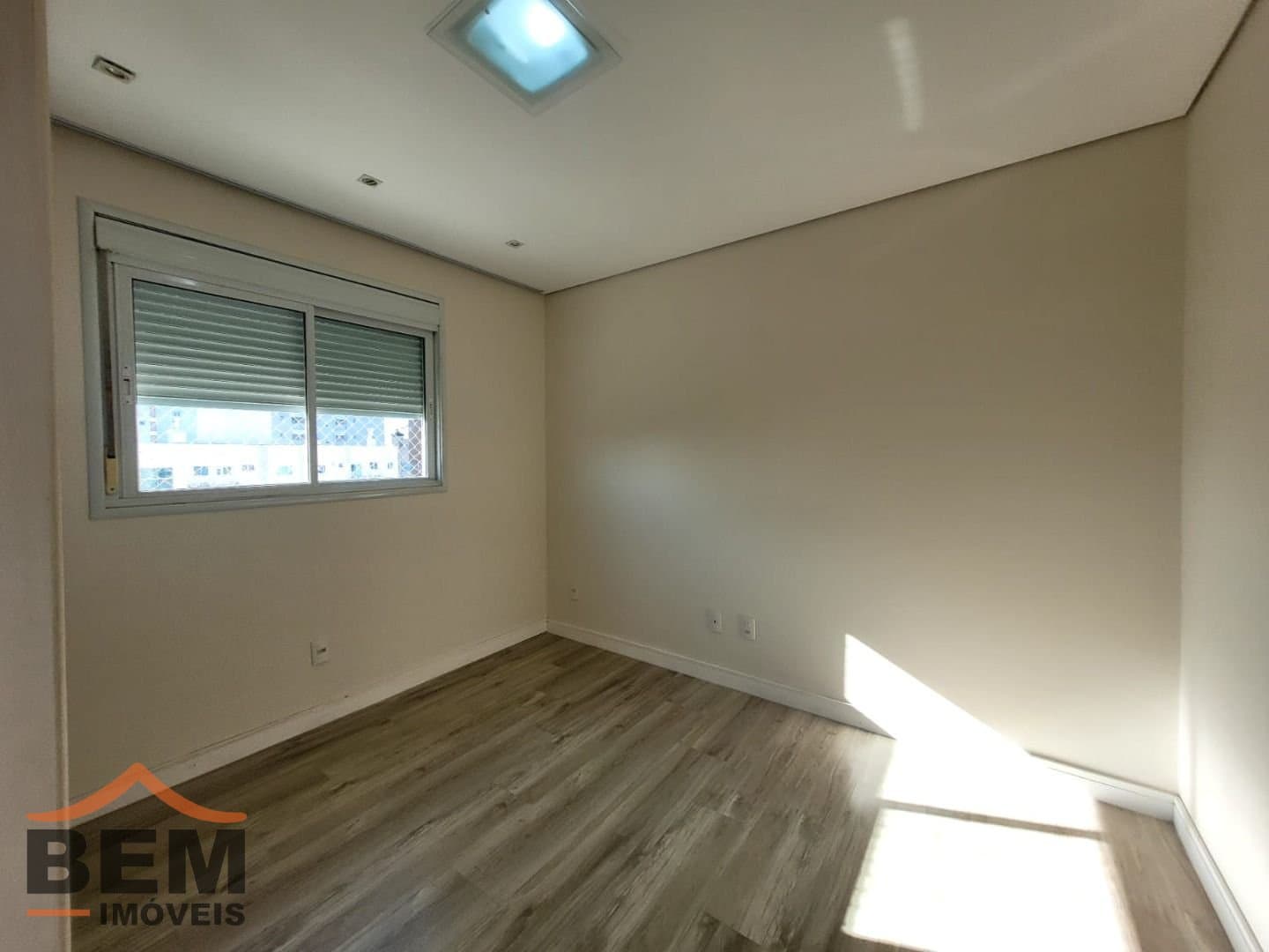 Apartamento para Locação com 3 quartos e 118m² no bairro Fazenda, em Itajaí