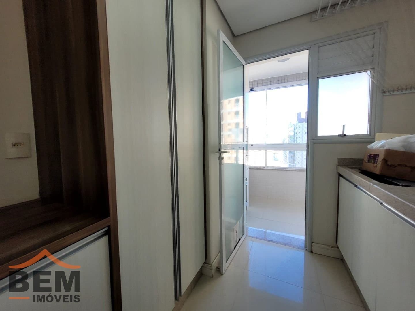 Apartamento para Locação com 3 quartos e 118m² no bairro Fazenda, em Itajaí