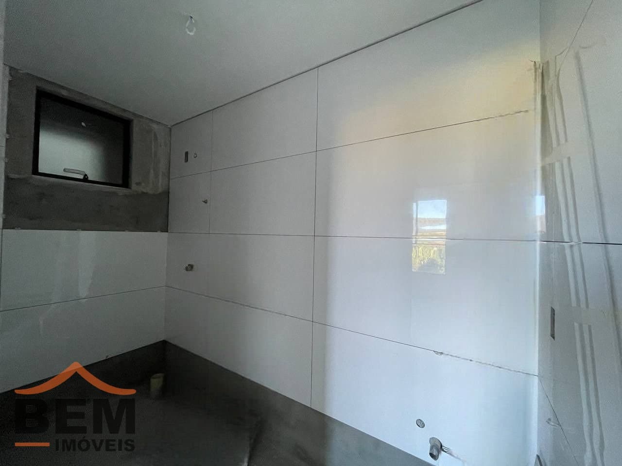 Apartamento para Venda com 2 quartos e 75m² no bairro Centro, em Camboriú