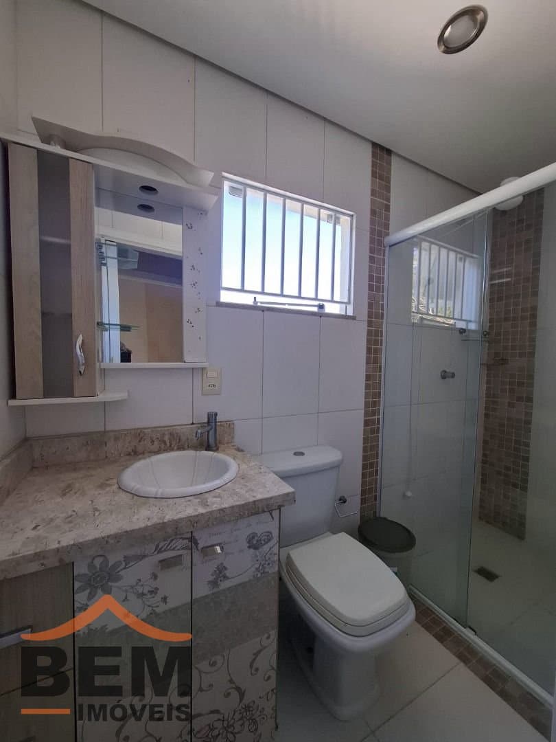 Casa para Locação com 4 quartos e 1500m² no bairro Praia das Taquaras, em Balneário Camboriú: 14- BANHEIRO SUÍTE 03