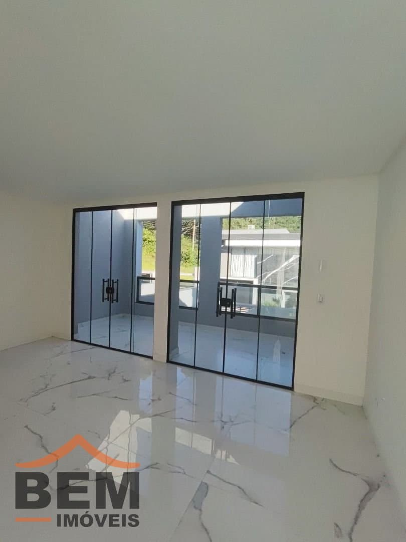 Casa para Venda com 3 quartos e 115m² no bairro Ressacada, em Itajaí