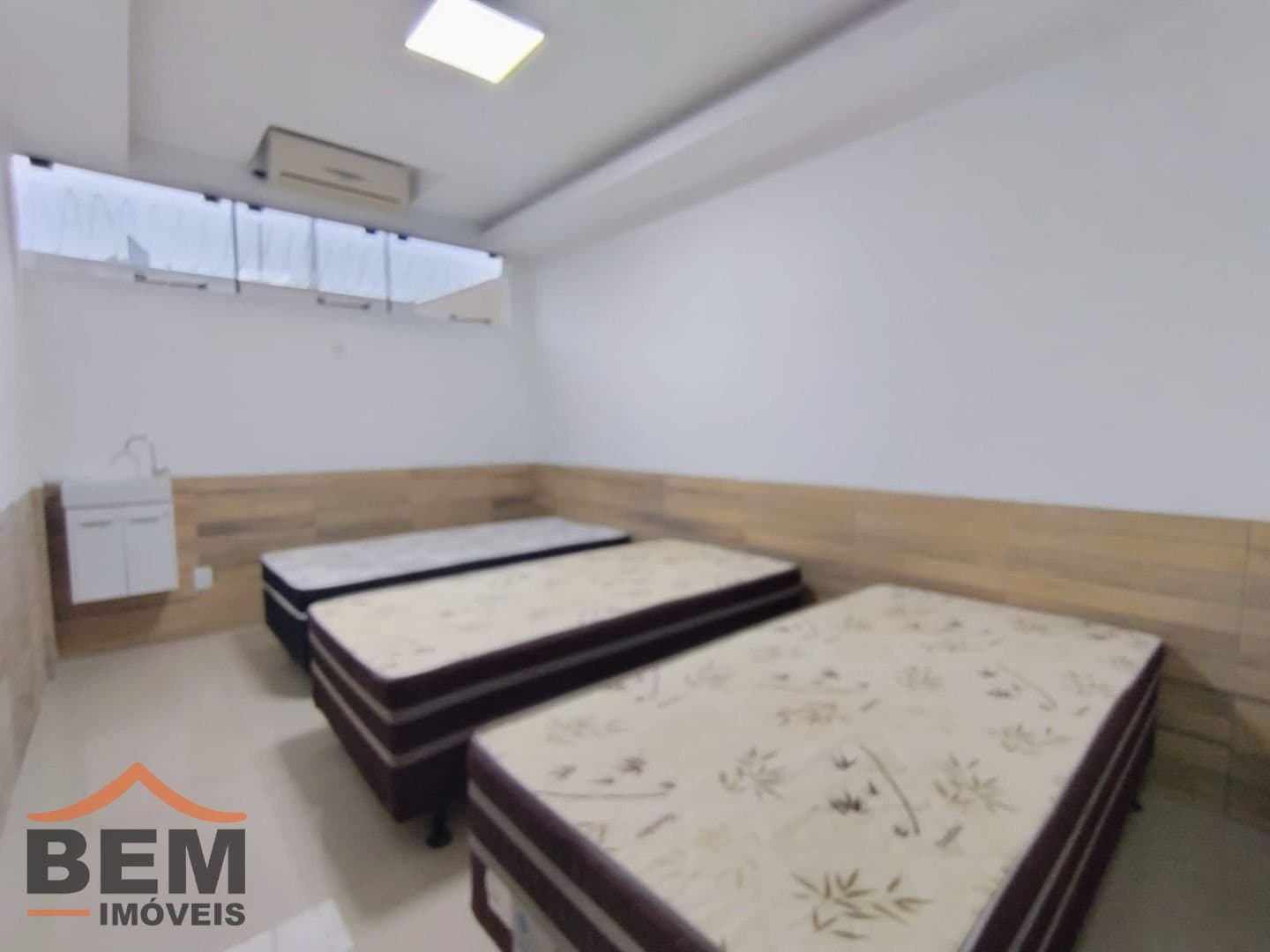 Casa para Venda com 9 quartos e 400m² no bairro Centro, em Balneário Camboriú