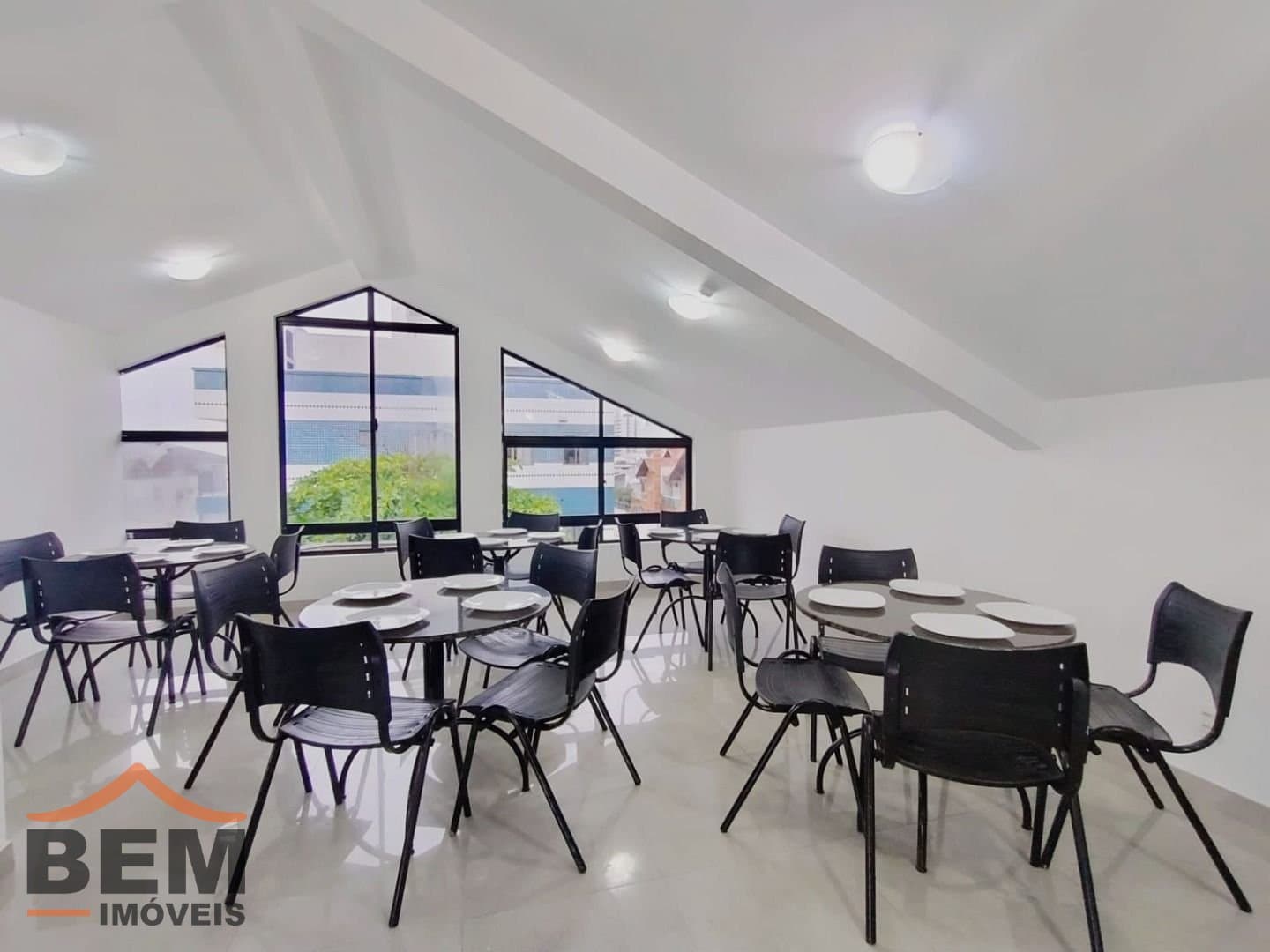 Casa para Venda com 9 quartos e 400m² no bairro Centro, em Balneário Camboriú