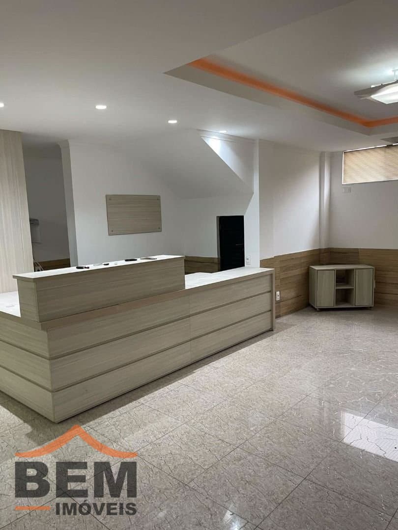 Casa para Venda com 9 quartos e 400m² no bairro Centro, em Balneário Camboriú