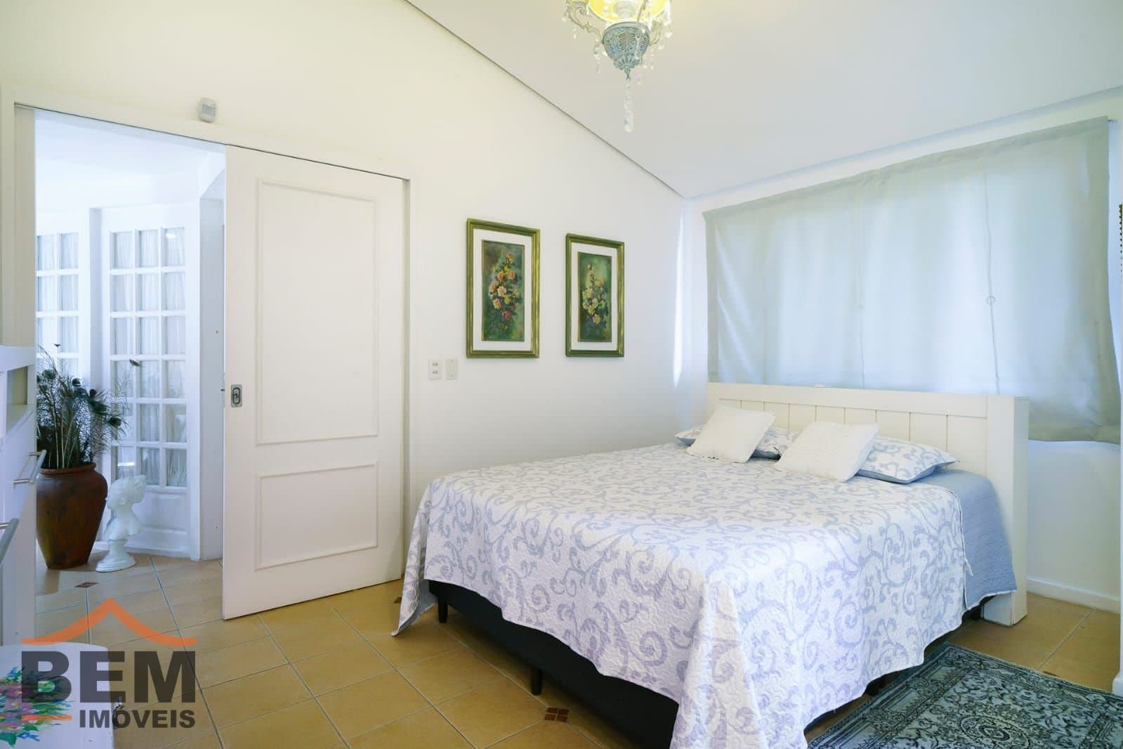 Casa para Venda com 3 quartos e 150m² no bairro Centro, em Bombinhas