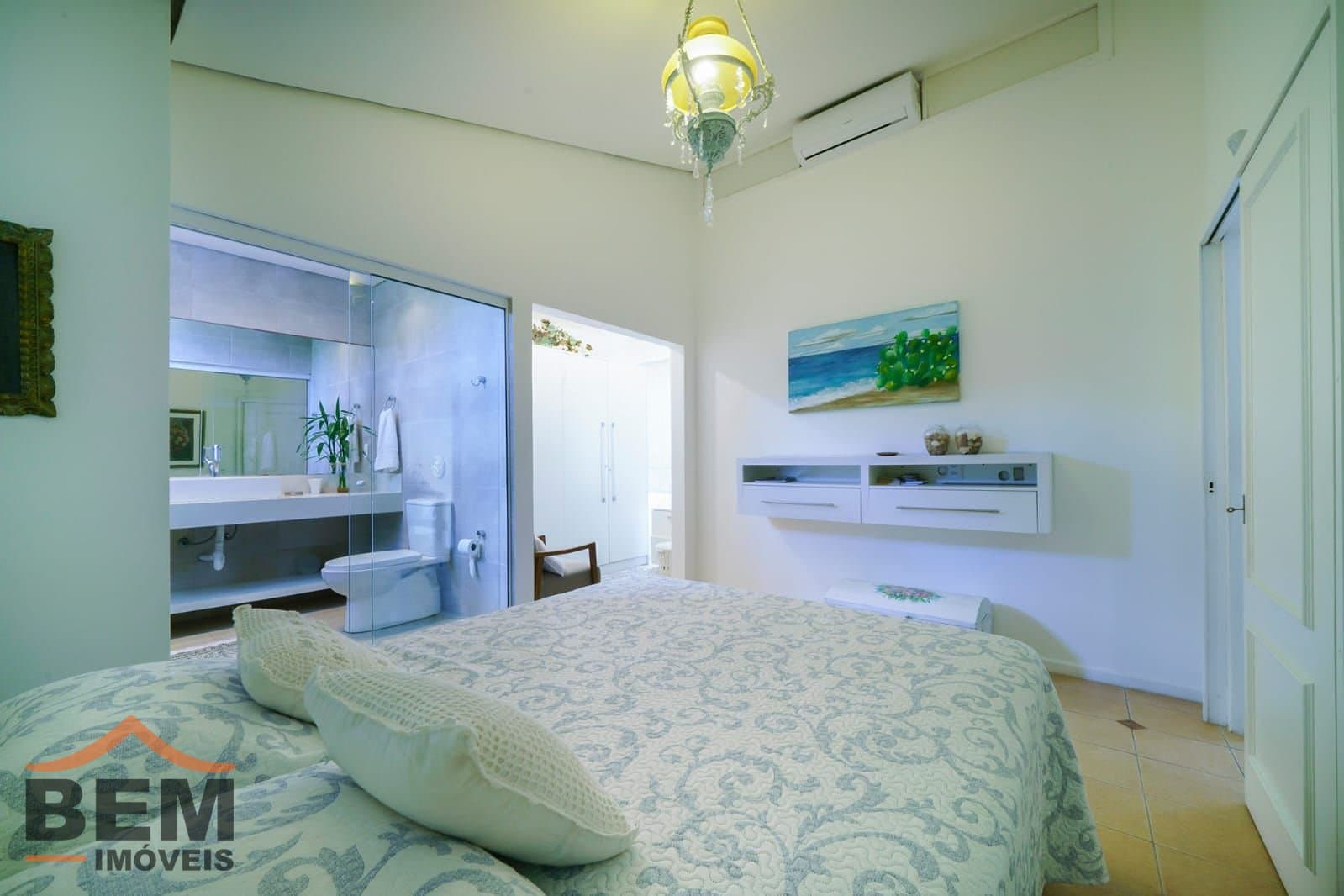 Casa para Venda com 3 quartos e 150m² no bairro Centro, em Bombinhas
