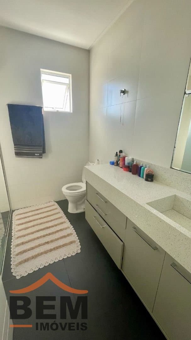 Apartamento para Venda com 2 quartos e 75m² no bairro Rio Pequeno, em Camboriú