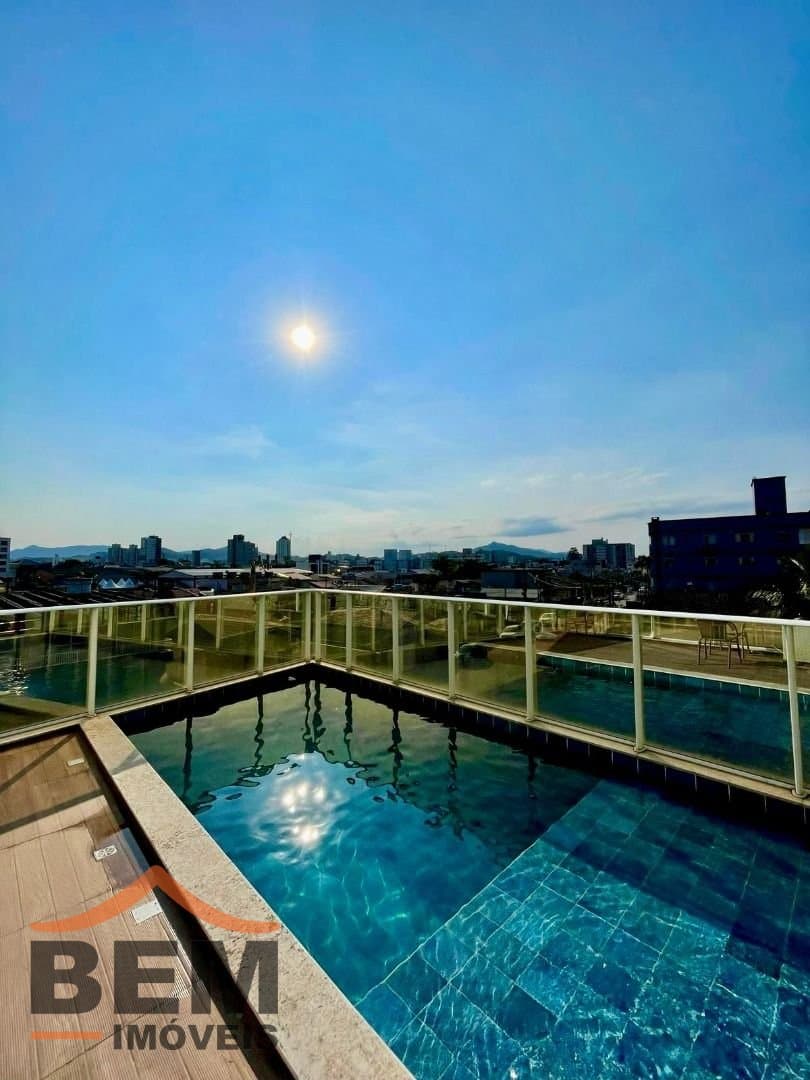 Apartamento para Venda com 2 quartos e 75m² no bairro Rio Pequeno, em Camboriú