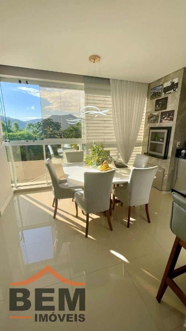 Apartamento para Venda com 2 quartos e 75m² no bairro Rio Pequeno, em Camboriú
