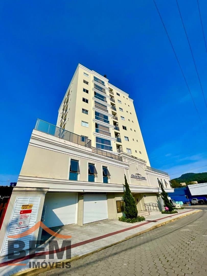 Apartamento para Venda com 2 quartos e 75m² no bairro Rio Pequeno, em Camboriú