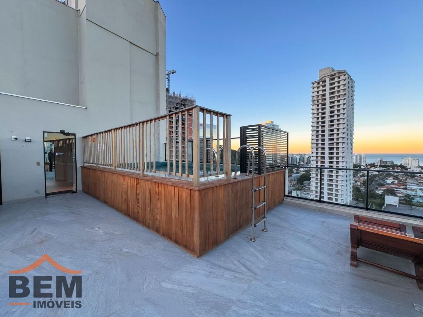 Apartamento para Venda com 2 quartos e 68m² no bairro Praia Brava, em Itajaí
