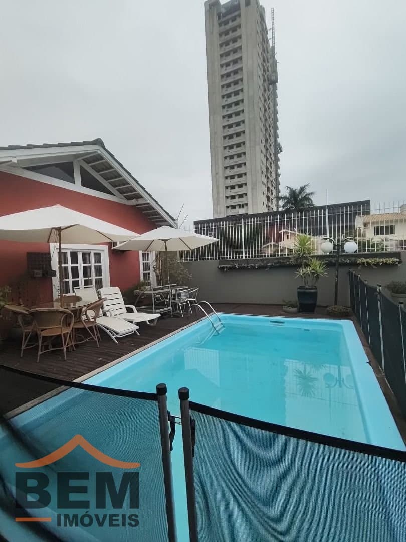 Casa para Venda com 2 quartos e 222m² no bairro Dom Bosco, em Itajaí