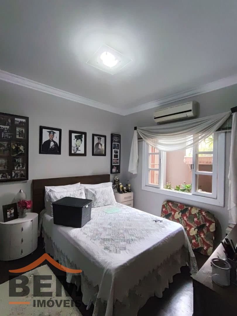 Casa para Venda com 2 quartos e 222m² no bairro Dom Bosco, em Itajaí