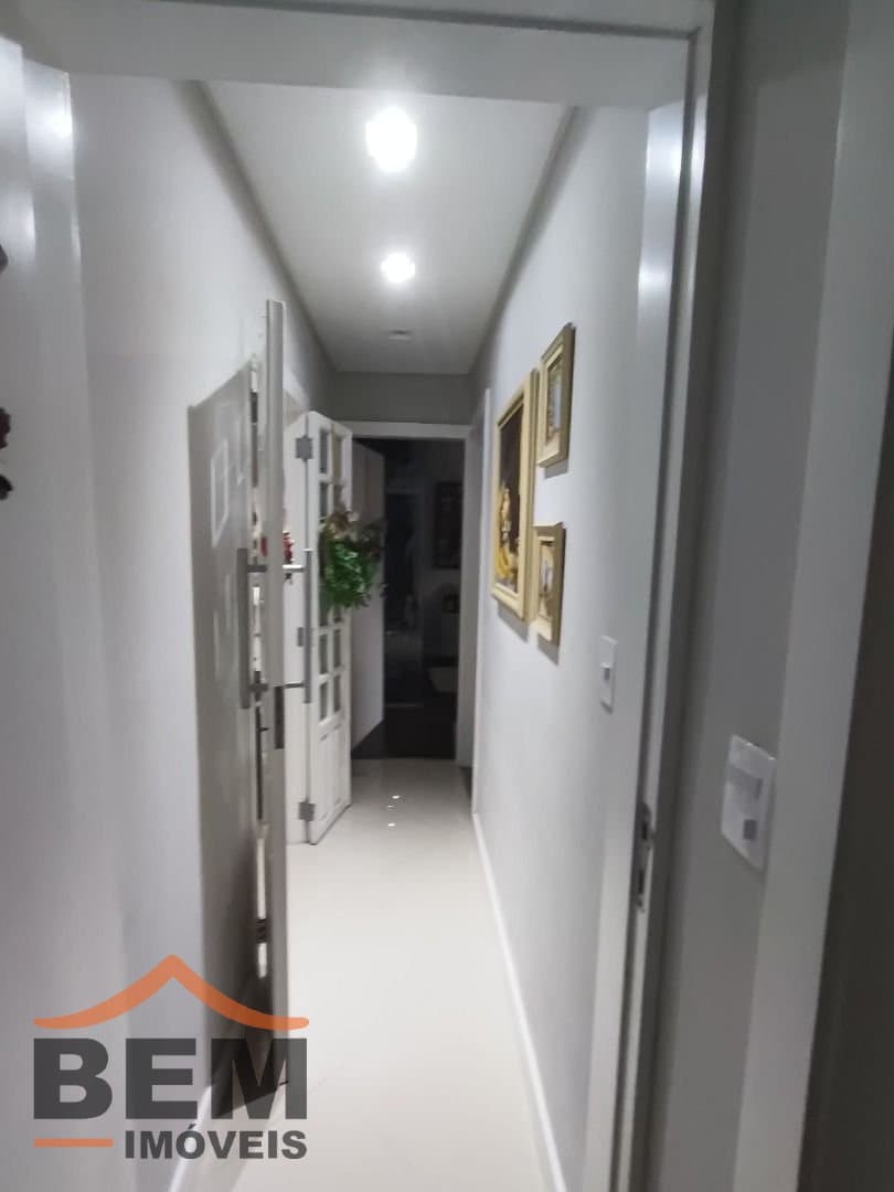 Casa para Venda com 2 quartos e 222m² no bairro Dom Bosco, em Itajaí