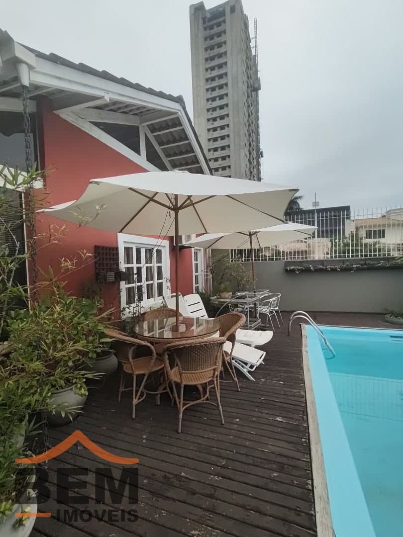 Casa para Venda com 2 quartos e 222m² no bairro Dom Bosco, em Itajaí