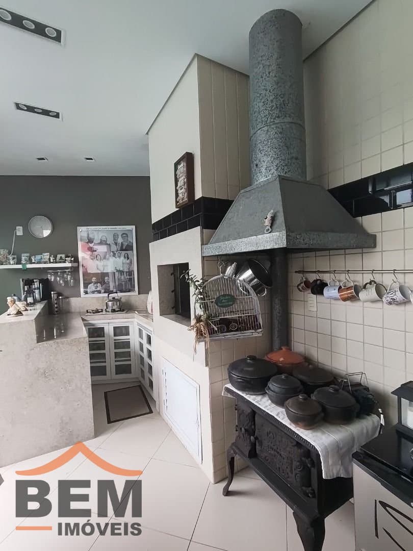 Casa para Venda com 2 quartos e 222m² no bairro Dom Bosco, em Itajaí