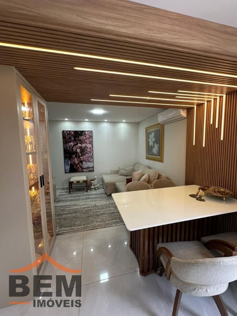 Apartamento para Venda com 2 quartos e 97m² no bairro Centro, em Balneário Piçarras