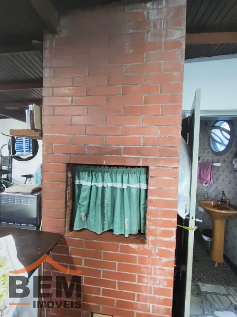 Casa para Venda com 3 quartos e 231m² no bairro Centro, em Itajaí
