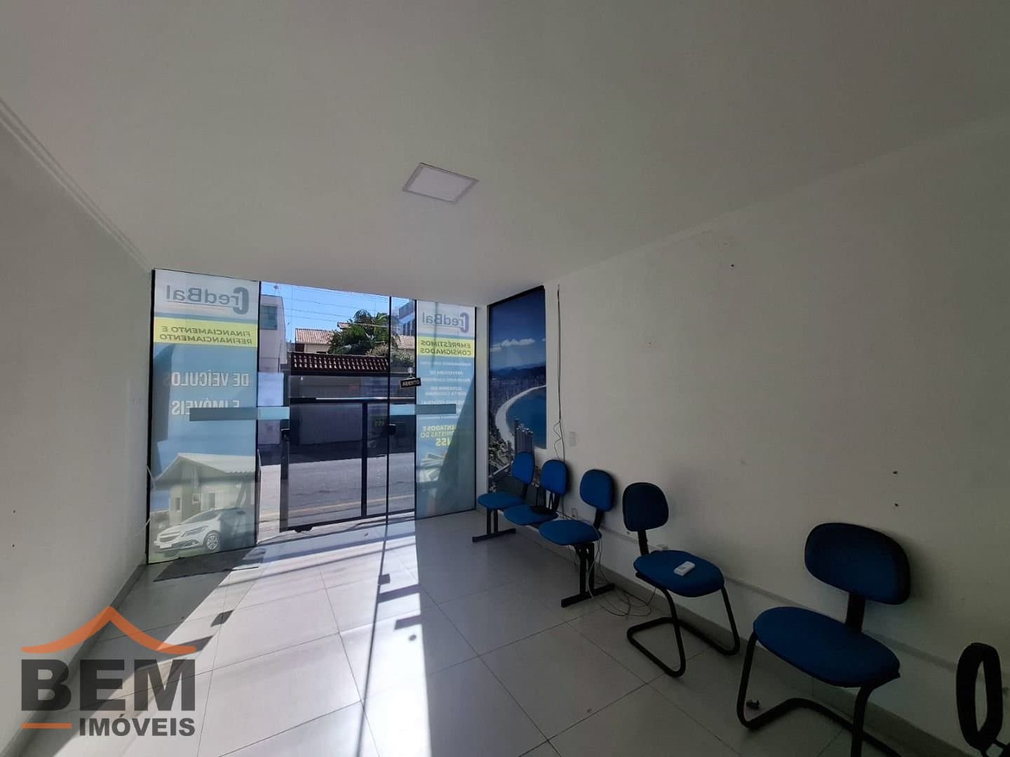 Salas/Conjuntos para Locação com 20m² no bairro Nações, em Balneário Camboriú: 05- SALA COMERCIAL 