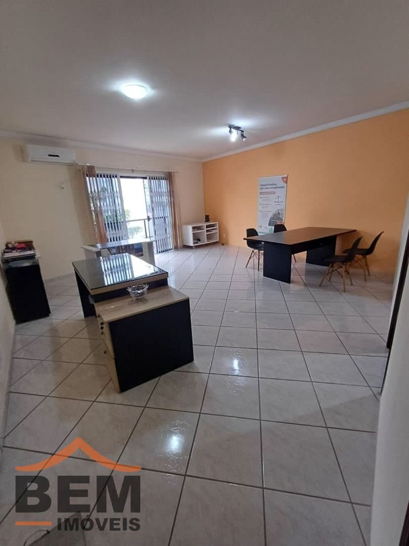 Salas/Conjuntos para Locação com 43m² no bairro Vila Operária, em Itajaí