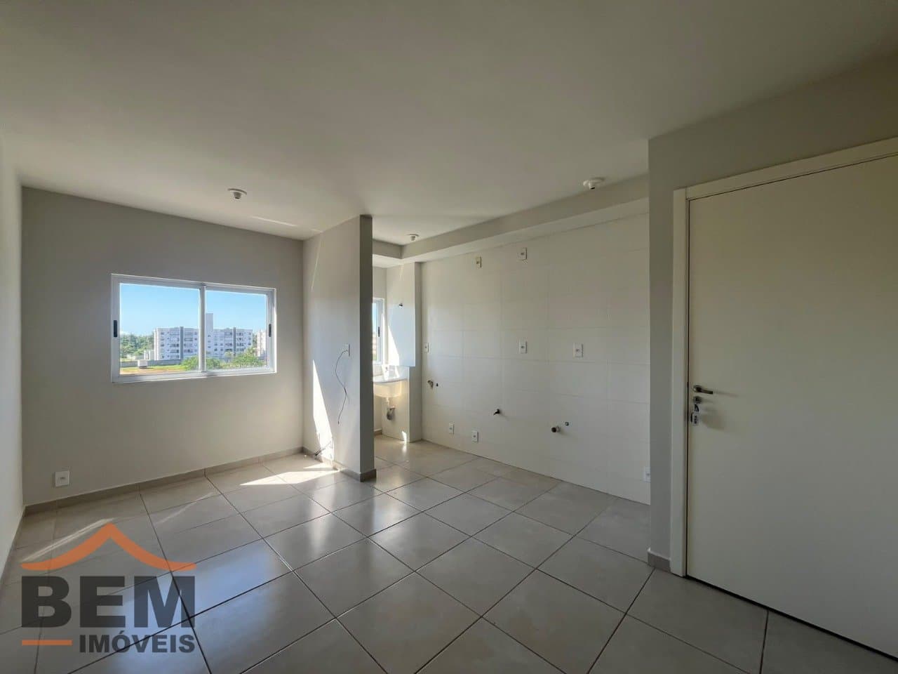 Apartamento para Locação com 2 quartos e 50m² no bairro Cordeiros, em Itajaí