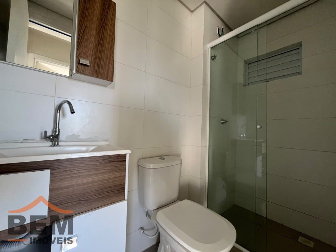 Apartamento para Locação com 2 quartos e 50m² no bairro Cordeiros, em Itajaí