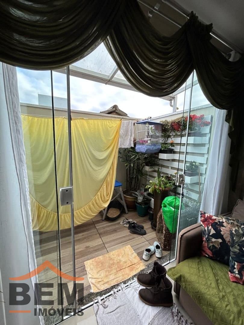 Apartamento para Venda com 2 quartos e 66m² no bairro Santa Regina, em Camboriú