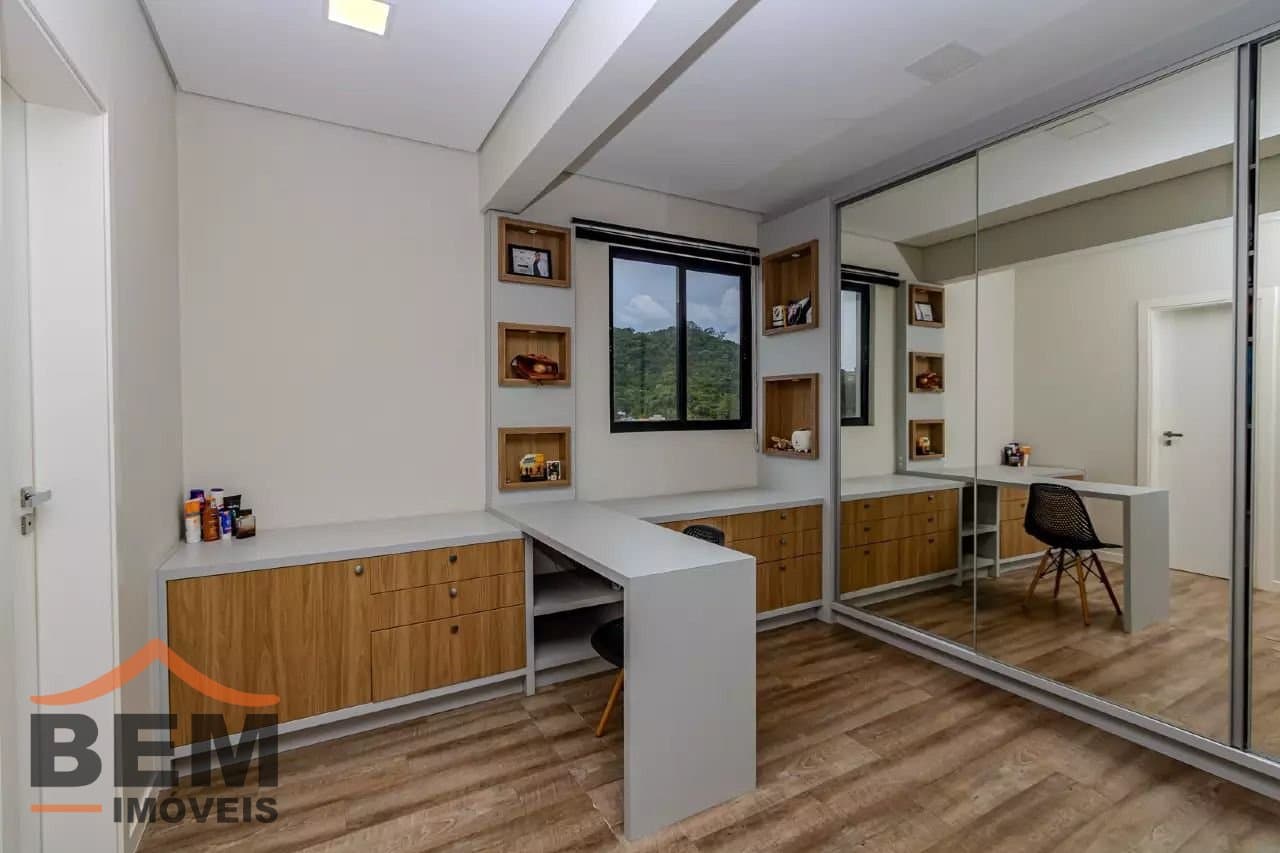 Apartamento para Venda com 2 quartos e 90m² no bairro Fazendinha, em Itajaí