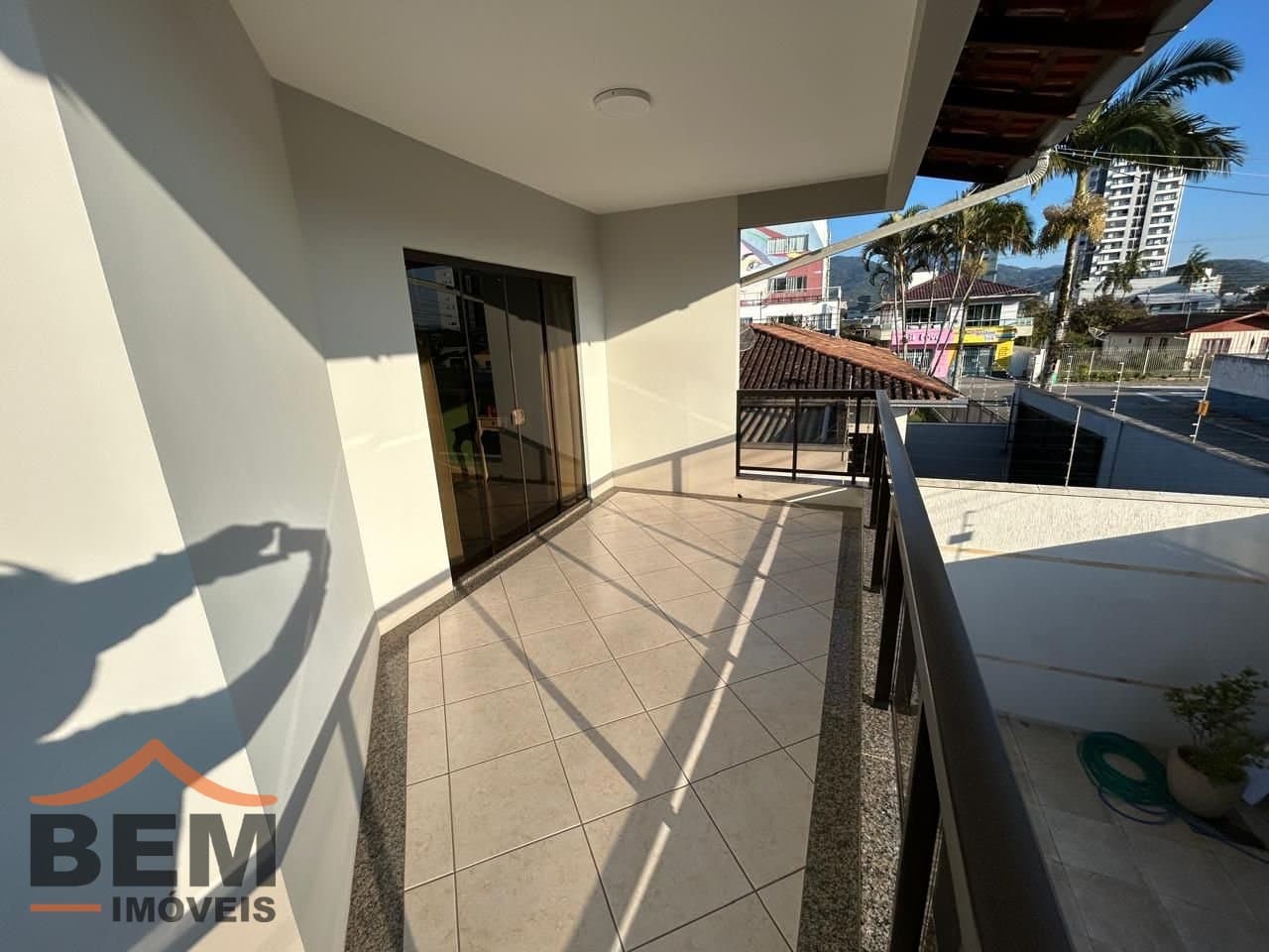 Casa para Venda com 4 quartos e 348m² no bairro Centro, em Camboriú