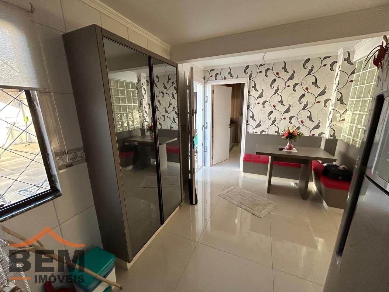 Casa para Venda com 4 quartos e 348m² no bairro Centro, em Camboriú