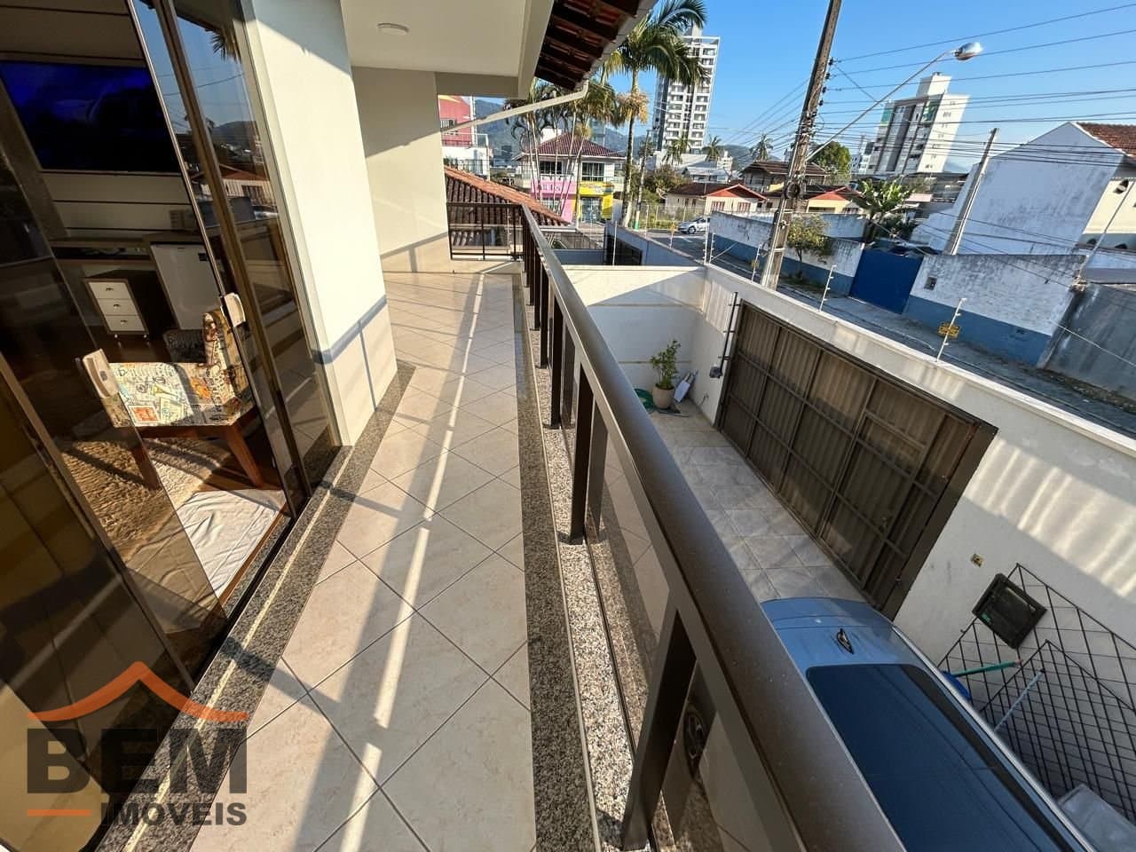 Casa para Venda com 4 quartos e 348m² no bairro Centro, em Camboriú