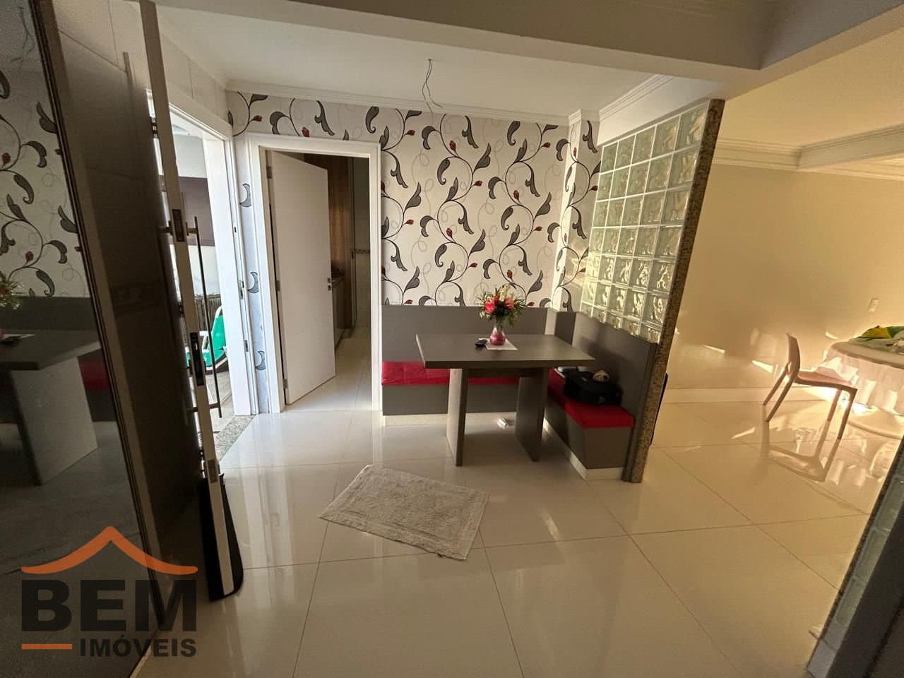 Casa para Venda com 4 quartos e 348m² no bairro Centro, em Camboriú