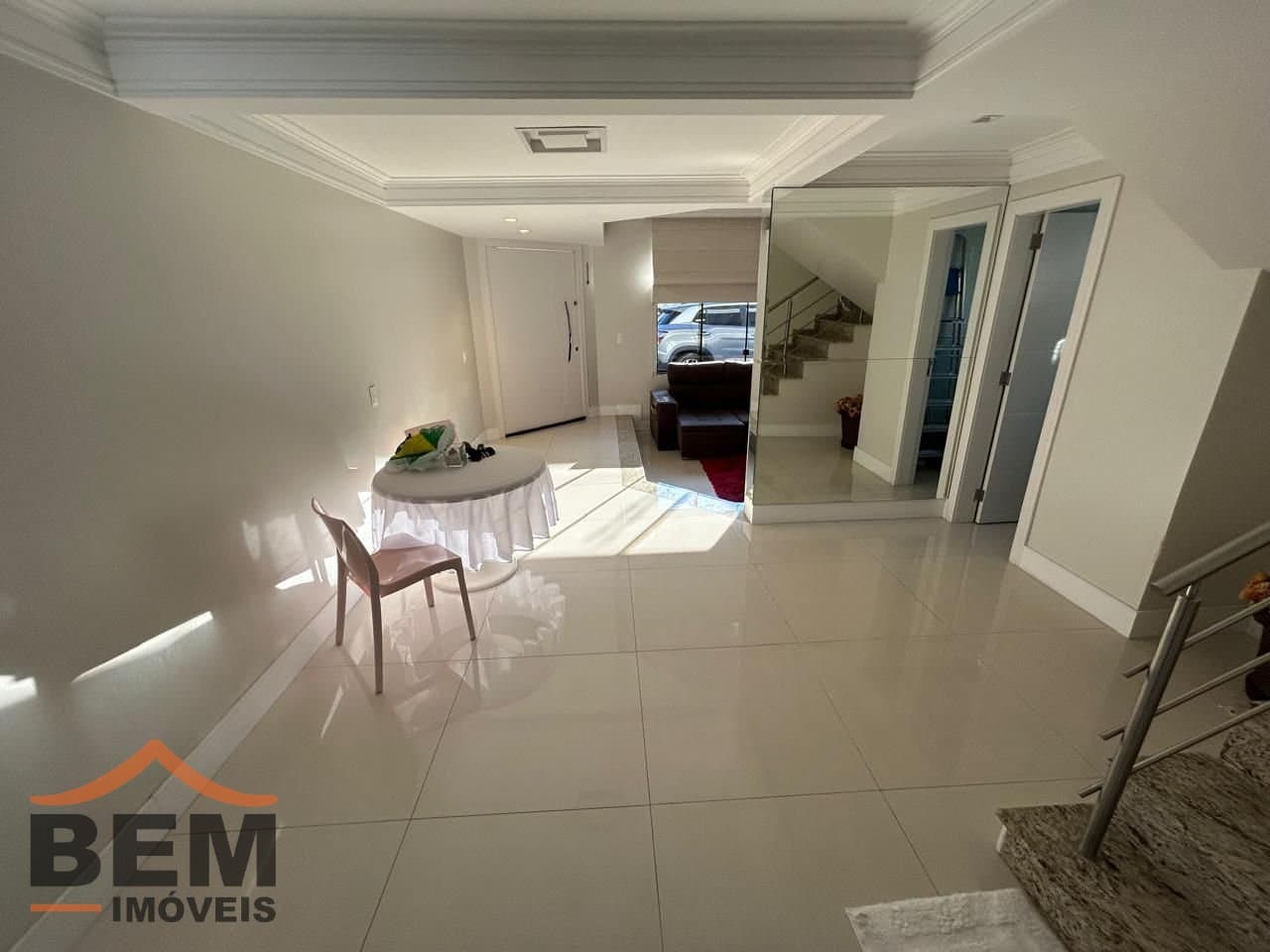 Casa para Venda com 4 quartos e 348m² no bairro Centro, em Camboriú
